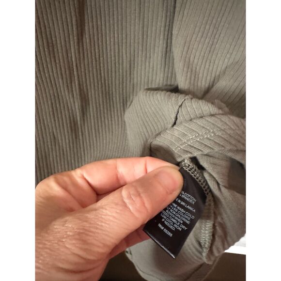 Express Green Ribbed Midi Dress Women’s Size S Short Sleeve with Front V Hem - Picture 5 of 6